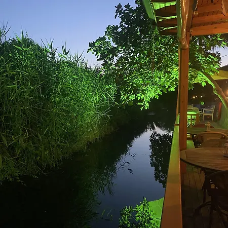 Three Palms Апартаменты Акьяка