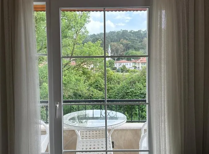 Three Palms * Акьяка