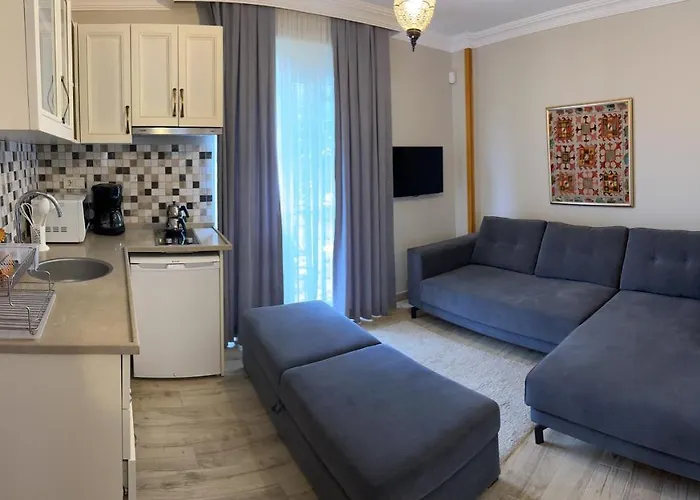 Three Palms * Акьяка