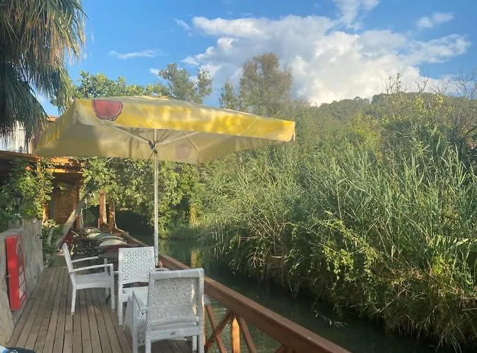 Three Palms Апартаменты Акьяка