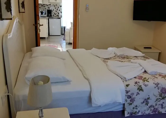 Three Palms Апартаменты