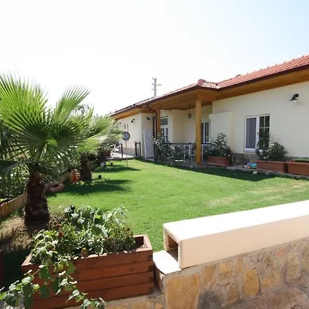 Apartment Three Palms