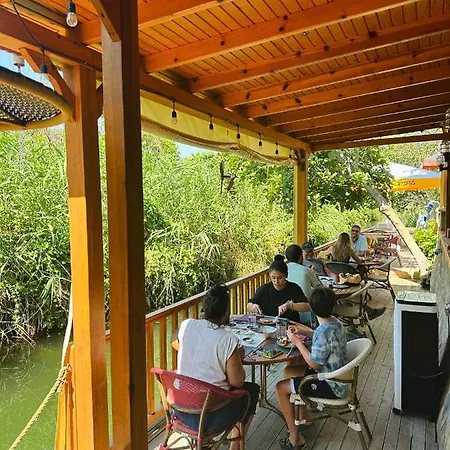 Apartamento Three Palms