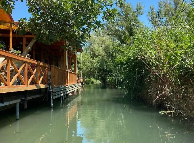 Three Palms * Akyaka (Mugla)